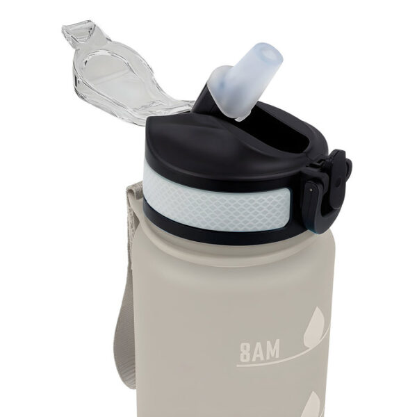 Detalle de la tapa con boquilla rebatible de la botella deportiva motivacional NADAL