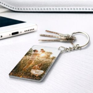 Llavero acrílico sublimable rectangular para regalo corporativo. Mockup.