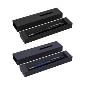 Bolígrafo metálico retráctil GUJA acabado mate en colores corporativos negros y azul.