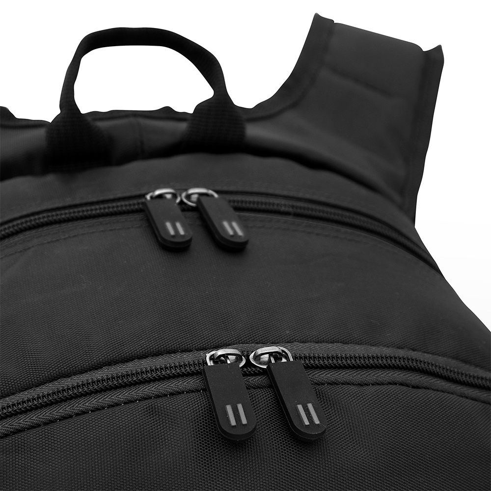 Zoom cierres de la mochila porta notebook FORLAND de 22 litros en color negro.