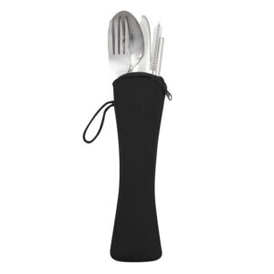 www.regalospro.cl-setCubiertosPlat-CBV393-0 Set de cubiertos PLAT. 5 elementos: Cuchara, tenedor y cuchillo en acero 430; Bombilla y cepillo para bombilla en acero 304. Estuche de eva con cierre y correa de poliéster, color negro