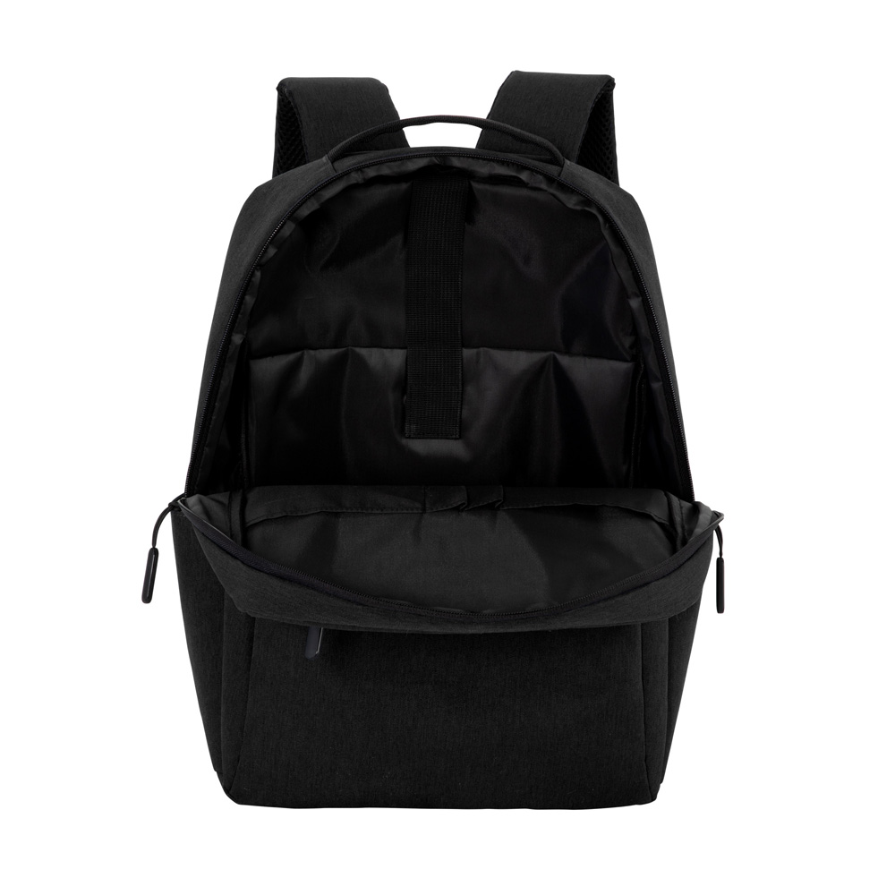 Mochila porta notebook METZ compacta y liviana en varios colores.