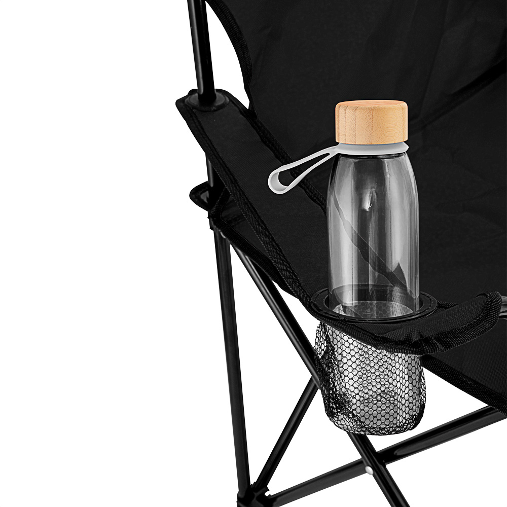 Silla plegable camping tipo director con apoyabrazos y portabotellas.