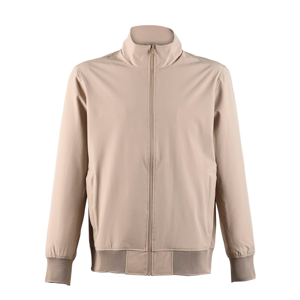 Chaqueta Venture Manga Larga Hombre impermeable y respirable disponible en taupe y azul para trabajos exteriores.