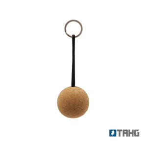 Llavero Floating de corcho natural y acero inoxidable 304 con diseño flotante para actividades náuticas y deportes acuáticos.